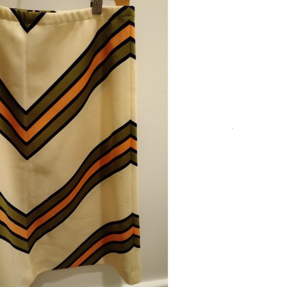 Vintage Knit Chevron Stripe Skirt - Picture 2 of 8